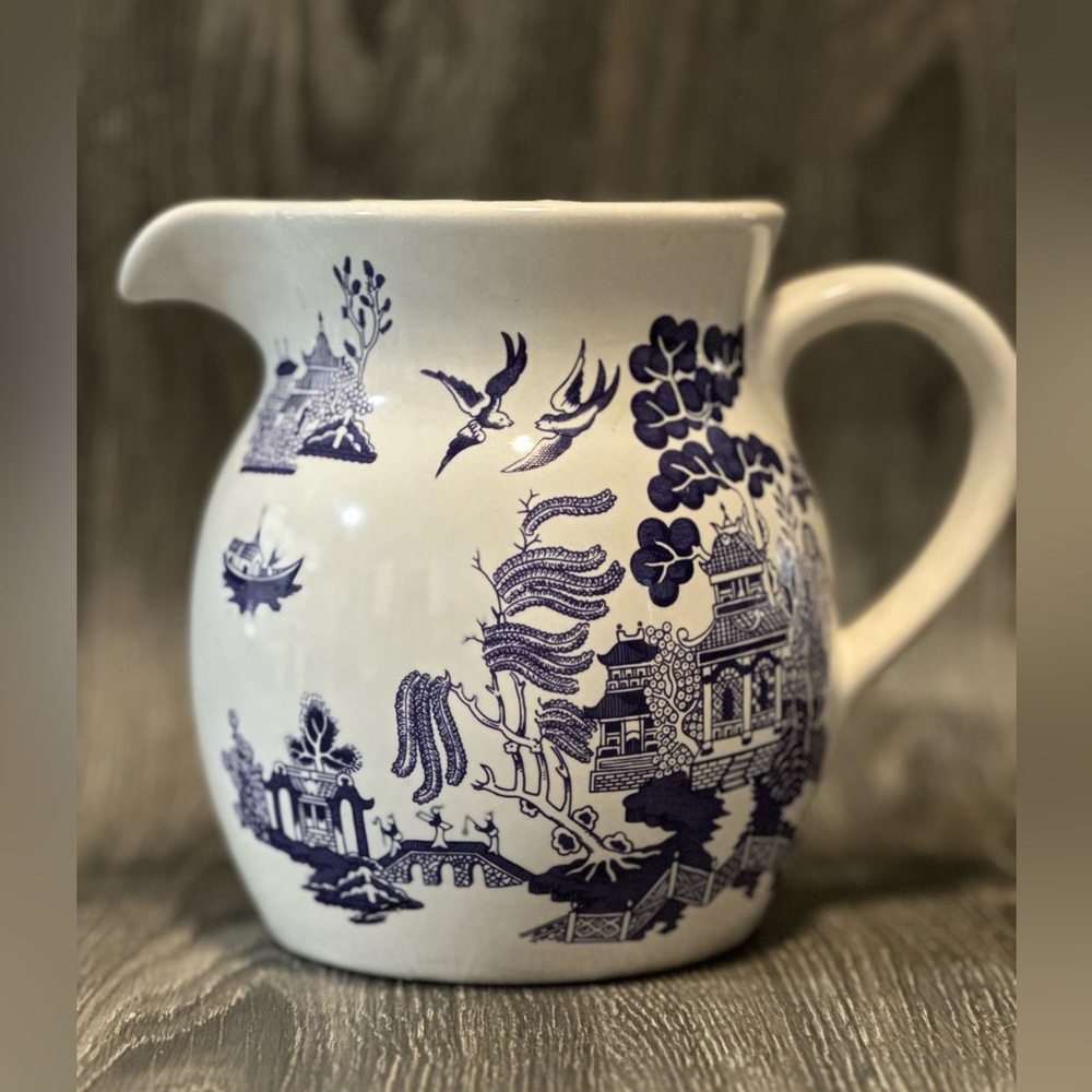 Blue Willow Pantry Collection Pitcher by Heritage Mint Ltd 6 1/4" Vintage